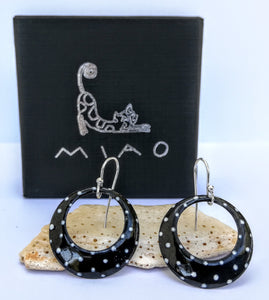 pendientes lunares medianos